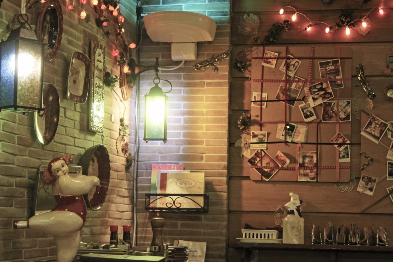 Wall Decor at Cafe Mary Grace, Greenbelt Makati