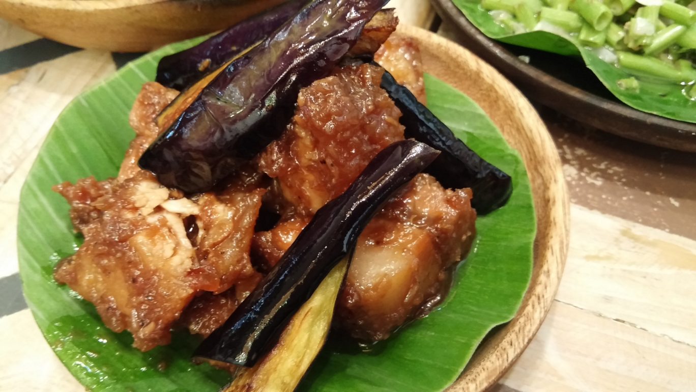 Gerry's Jeepney Binagoongang Lechon Kawali with Pritong Talong
