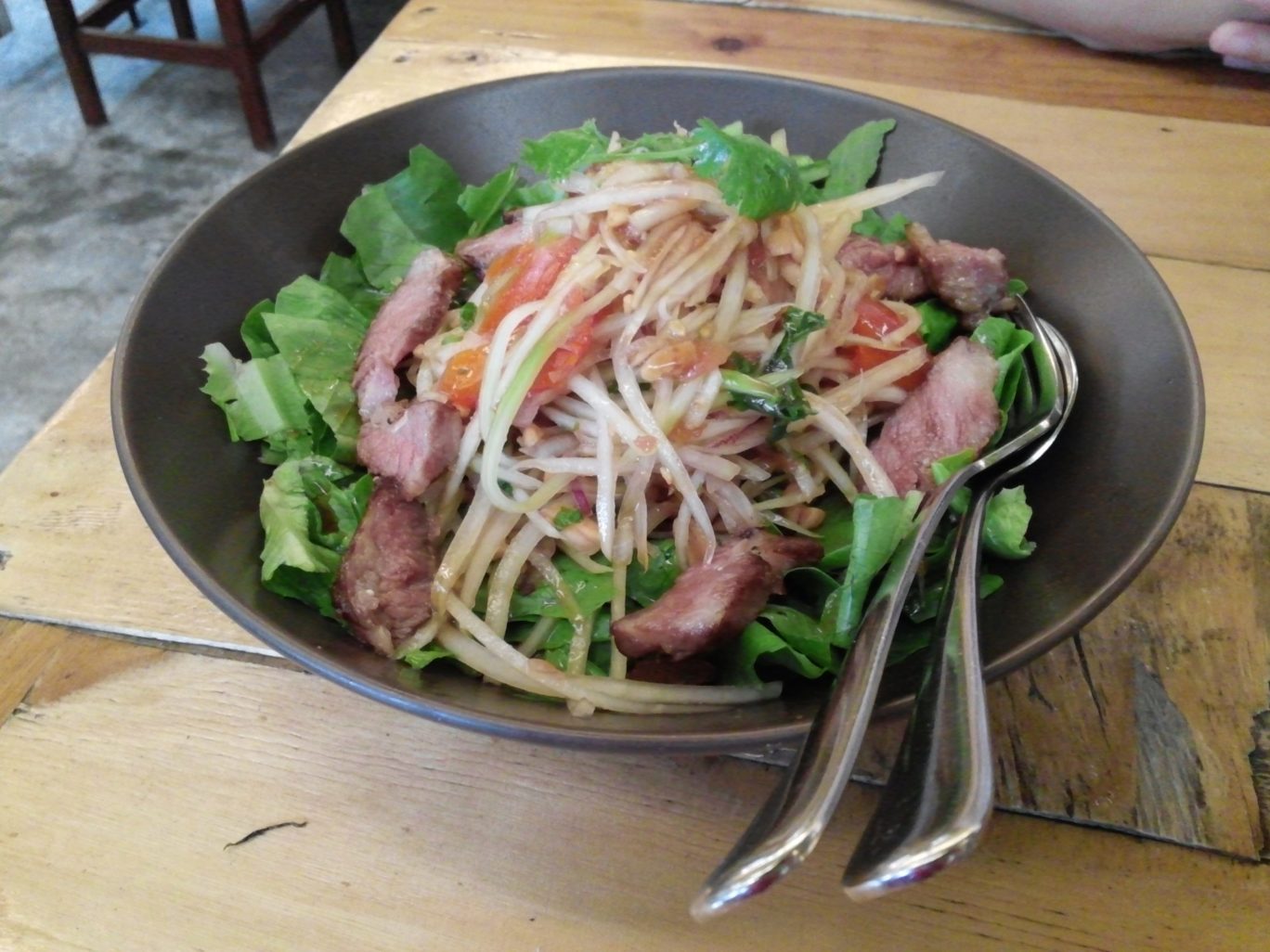 Earth Kitchen Beef and Citrus Salad