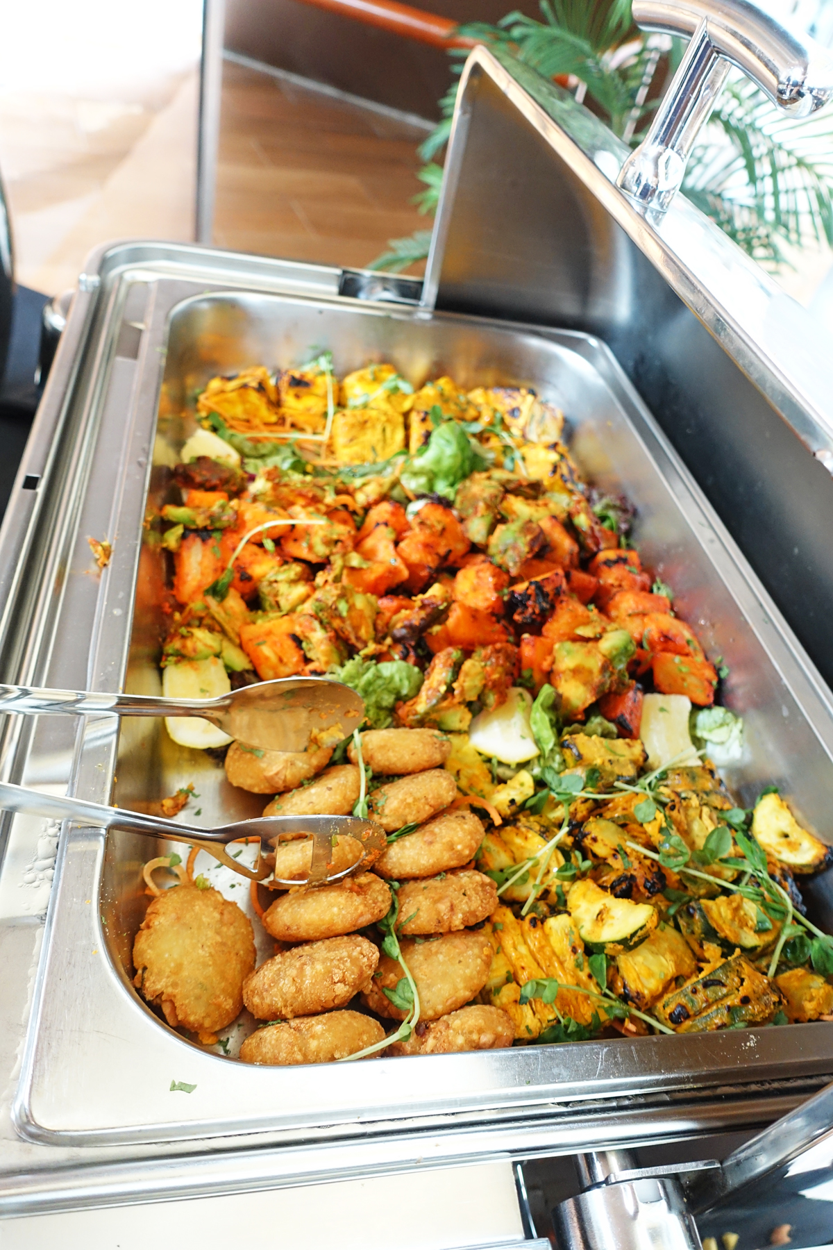 buffet food punjab grill indian restaurant marina bay sands chef bar lunch