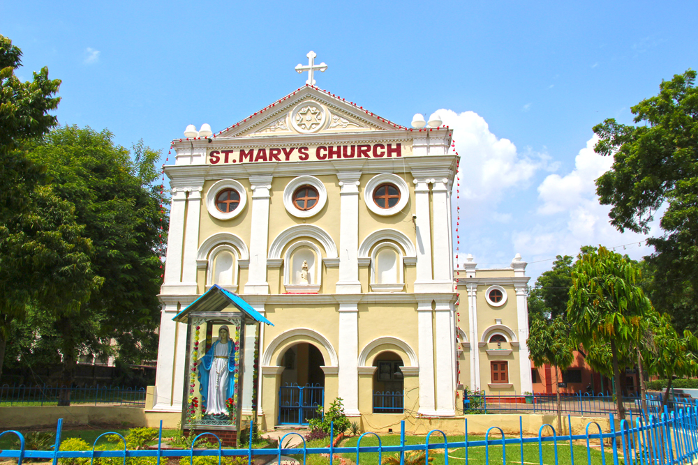 st-marys-church-mother-teresa-orphanage-in-agra-india