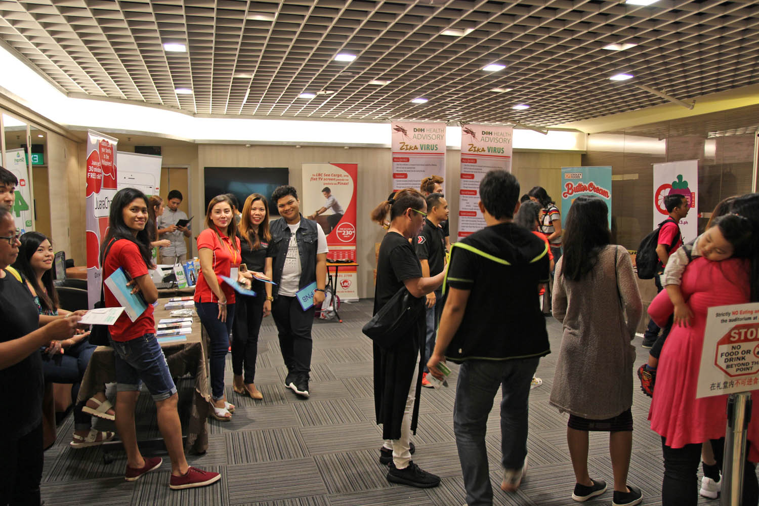 mor-live-in-singapore-lobby-clients