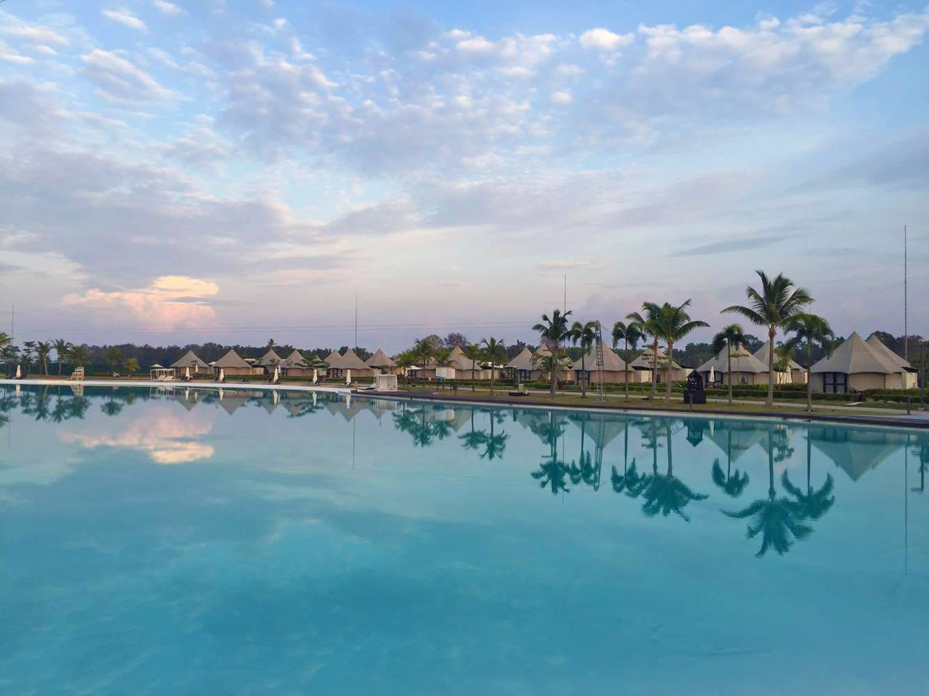 the-canopi-bintan-resorts-swimming-pool-biggest-in-southest-asia