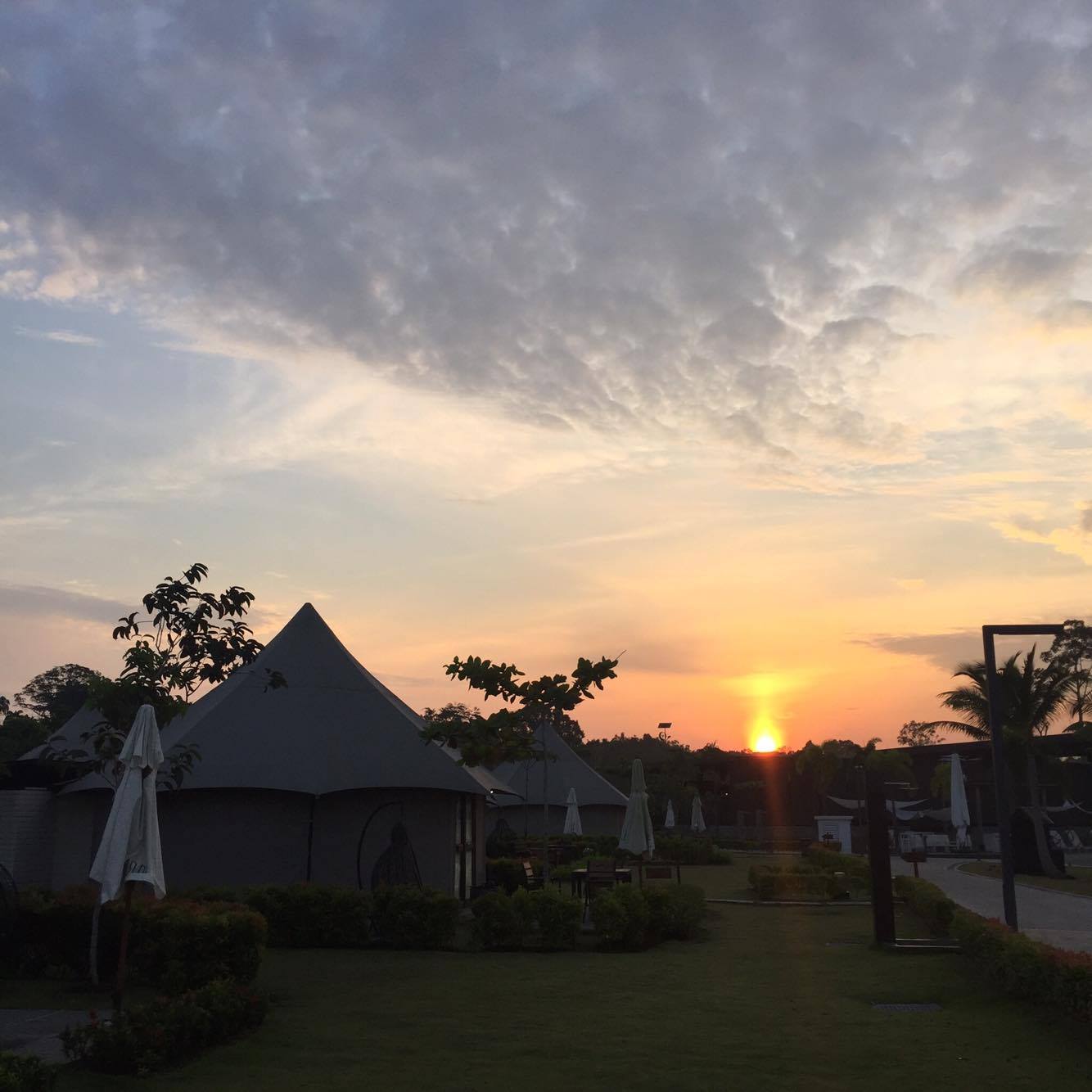 the-canopi-tents-bintan-sunrise-weekend-indonesia