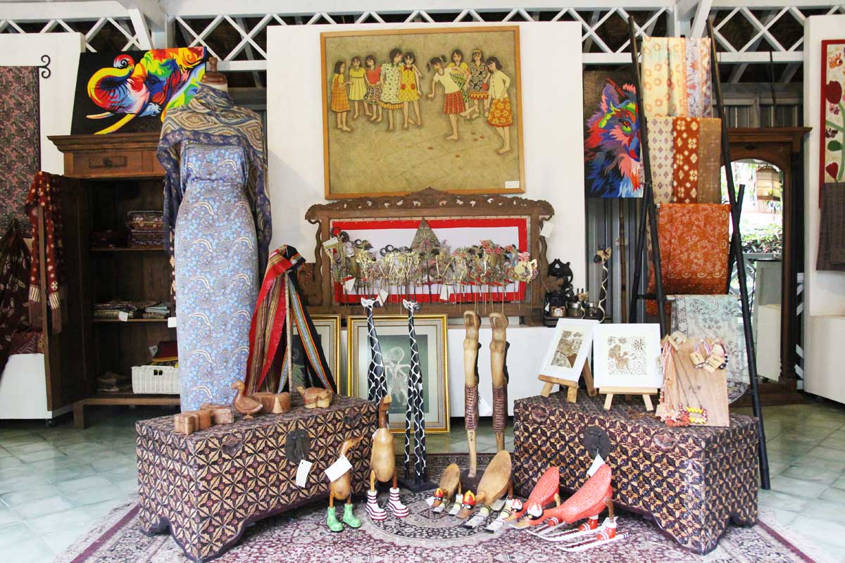 dusun-jogja-village-inn-art-gallery-shopping-yogyakarta-indonesia