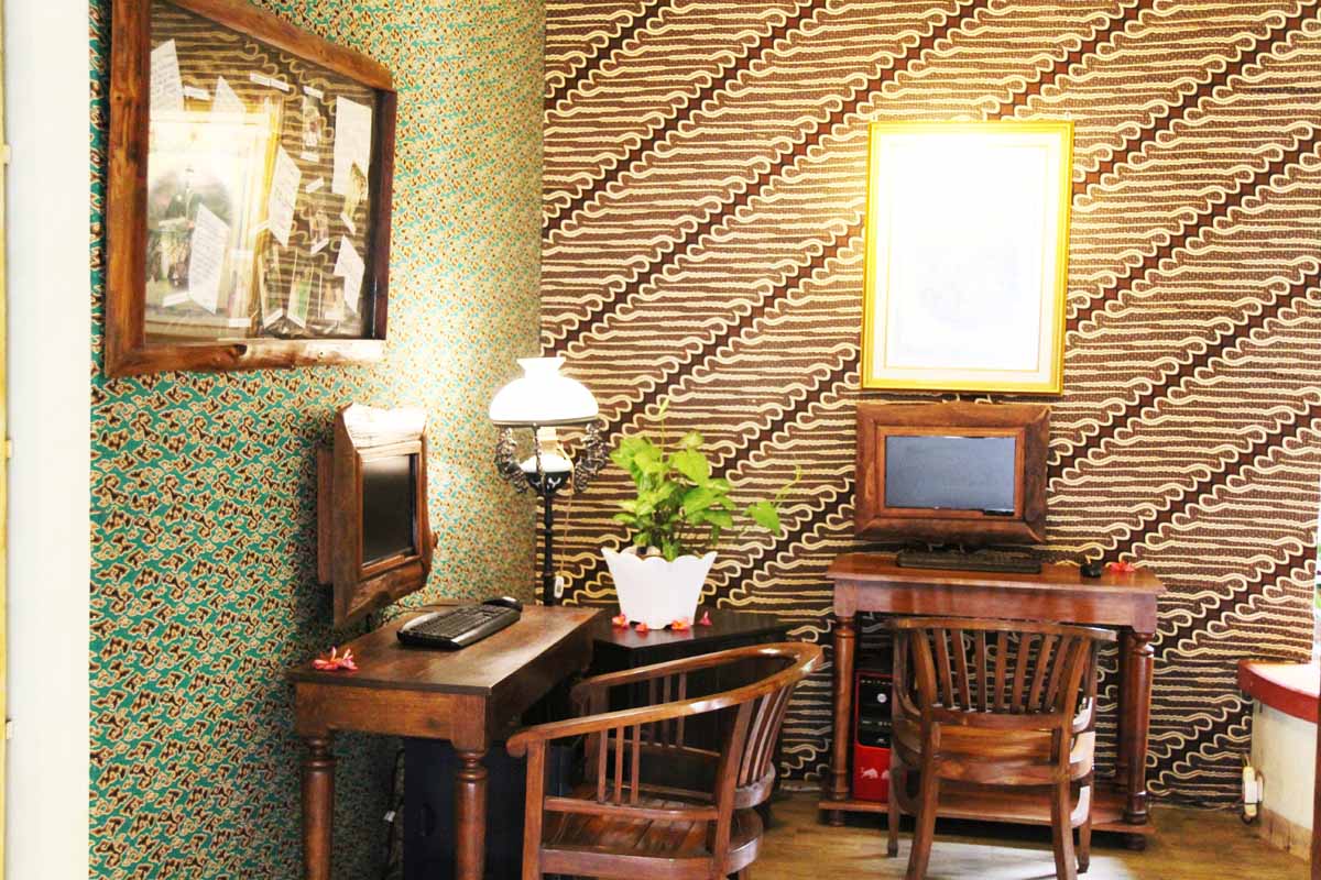 dusun-jogja-village-inn-reception-area-yogyakarta-indonesia